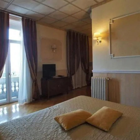 Otel Grand Regina Salsomaggiore 4*