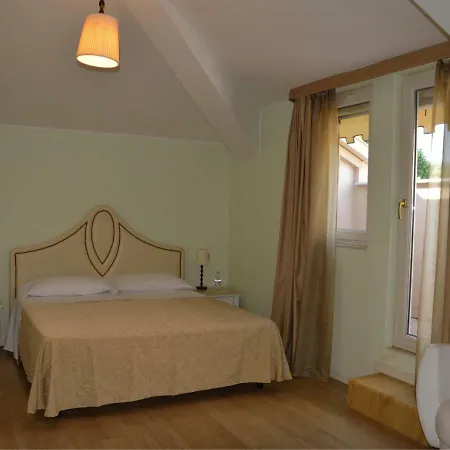 Otel Grand Regina Salsomaggiore 4*